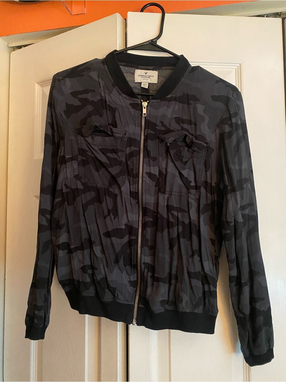 American Eagle Outfitters Women's Gray Camo Bomber Jacket- women’s size medium